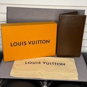 Louis Vuitton Taiga Brown Long Wallet | Authentic LV | Men’s | Full Inclusion